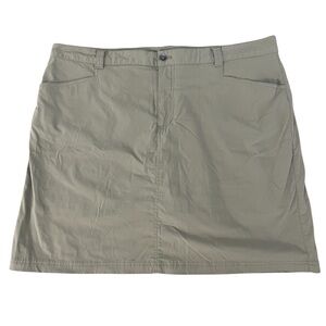 Eddie Bauer Women’s Olive Stretch Skort Tall 18